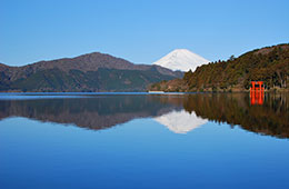  元箱根港からの富士山